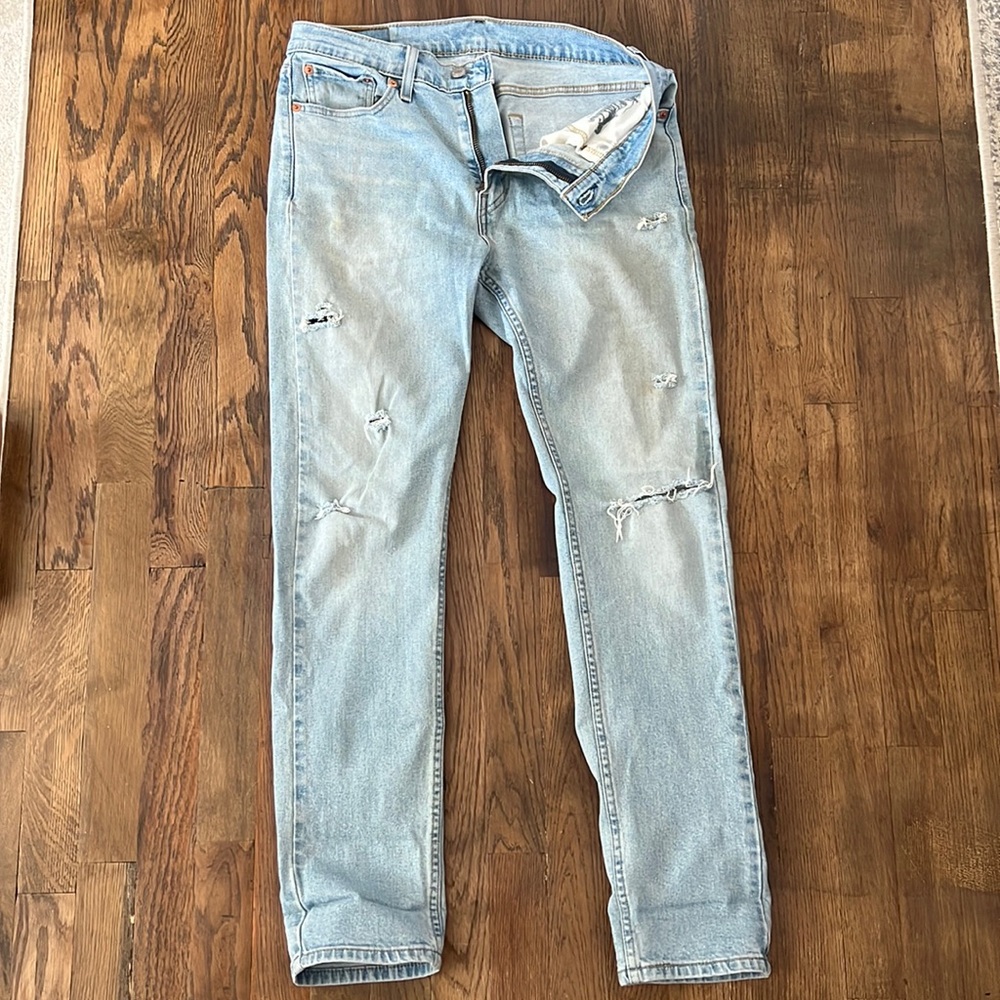 LEVIS: 510 skinny fit (distressed)